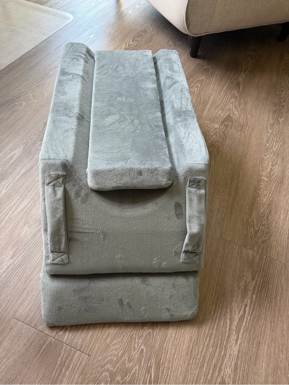 Knee Elevated Pillow Support Cushion Post Surgery - Picture 5 of 5